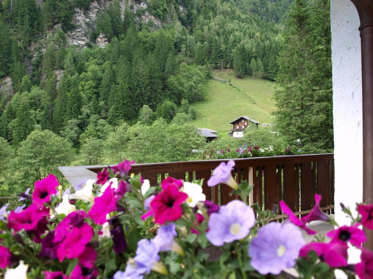 Haus Kotschach Apartman Bad Gastein Szoba fotó